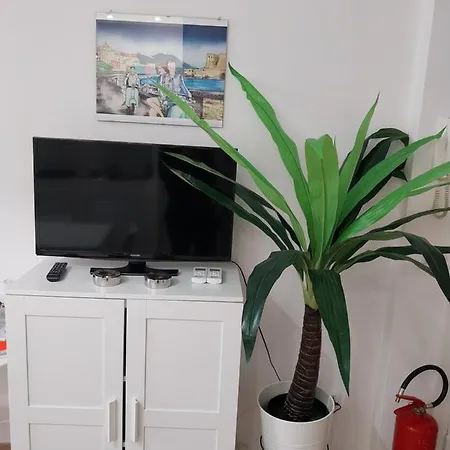 Molo 33 Nápoly