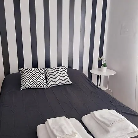 Molo 33 Nápoly